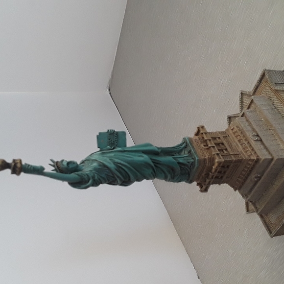 Great Lighthouses of The World, The Statue Of Liberty - Picture 4 of 7